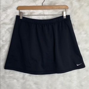🔴5/$25 Nike Sphere Black Skirt Large 12-14